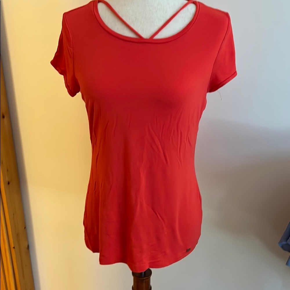 Salmon Cut Out Short Sleeve Tee